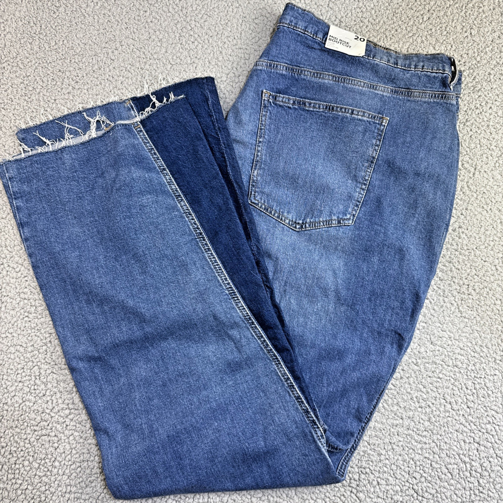 FOREVER 21 Women's Denim Blue Jeans Mid-Rise Boot Cut Slim Fit Size 20